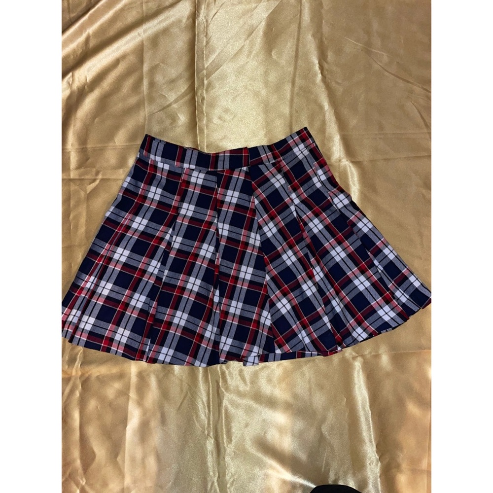 H&M Pleated Plaid Skirt